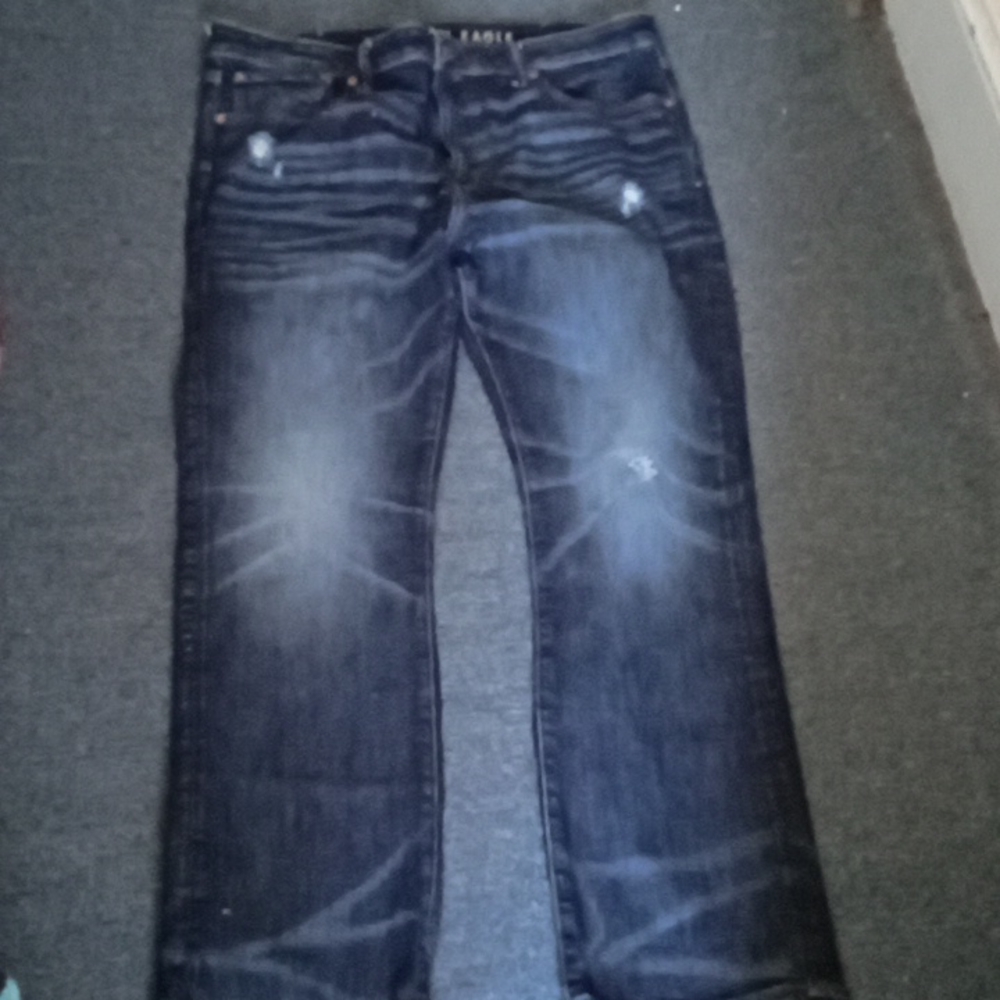 American eagle distressed jeans relaxed straight wore 3 times